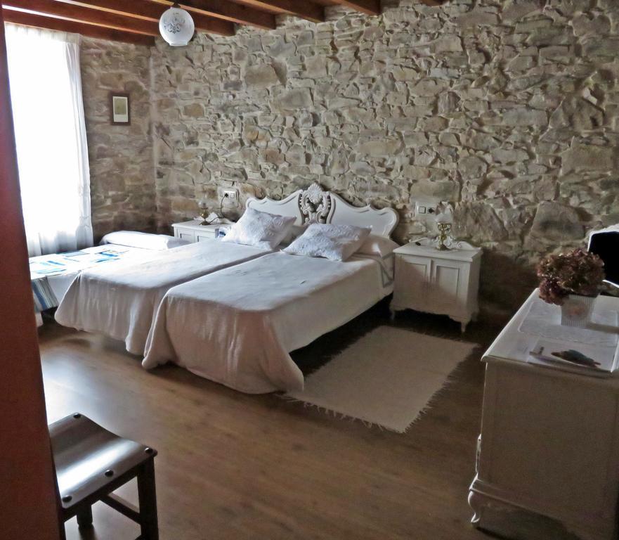 Casa Rural A Pasada Cedeira Quarto foto